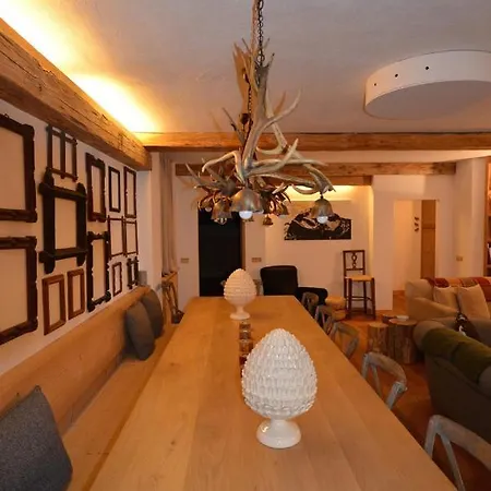 Casa Cianderies * קורטינה ד'אמפזו