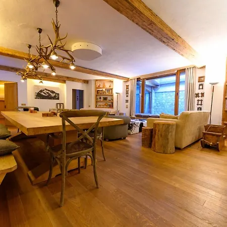 Casa Cianderies קורטינה ד'אמפזו
